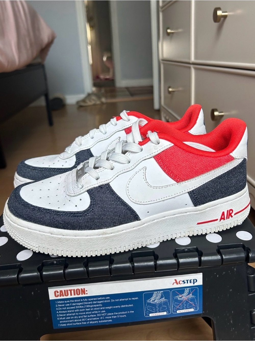 NIKE Air Force 1 LV8 Low “USA Denim” Sneakers Red White Blue Size: 5M, 6.5W, 5Y